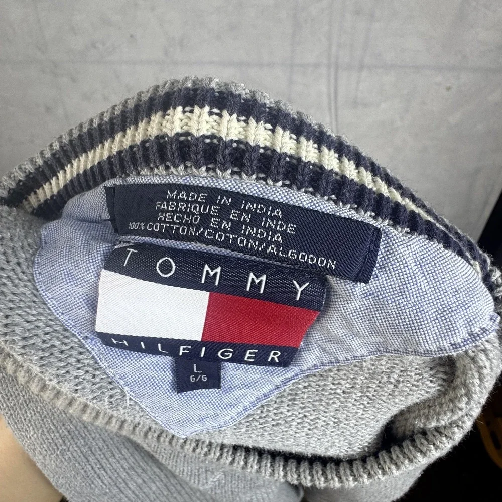 Tommy Hilfiger Sweater Men's Large Gray Tight Knit Embroidered Logo Ribbed Hem